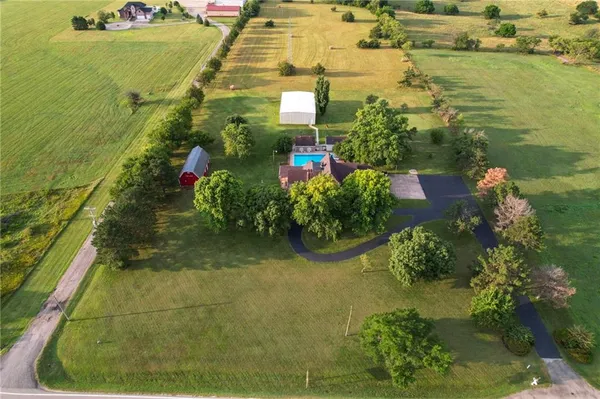 $695,000 | 3187 56th Highway, Herington, KS 67449