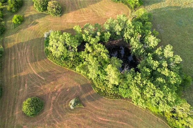 $695,000 | 3187 56th Highway, Herington, KS 67449