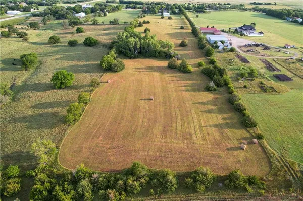 $695,000 | 3187 56th Highway, Herington, KS 67449