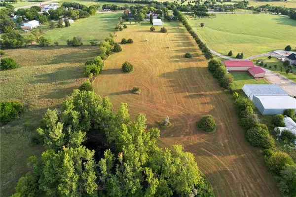 $695,000 | 3187 56th Highway, Herington, KS 67449