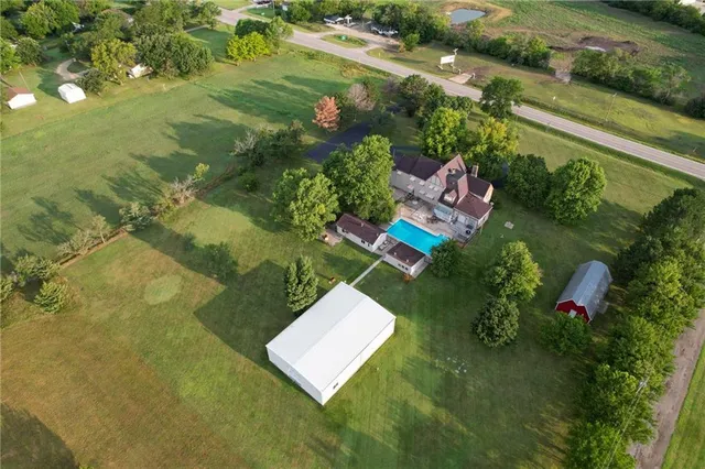 $695,000 | 3187 56th Highway, Herington, KS 67449