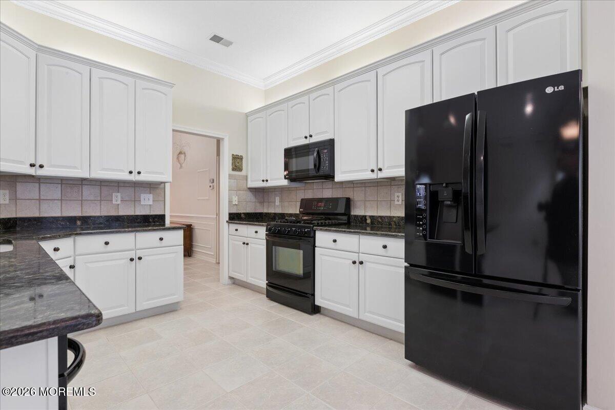54 Silverside Road Lakewood, NJ 08701 - Photo 16 of 34 16-Image-16