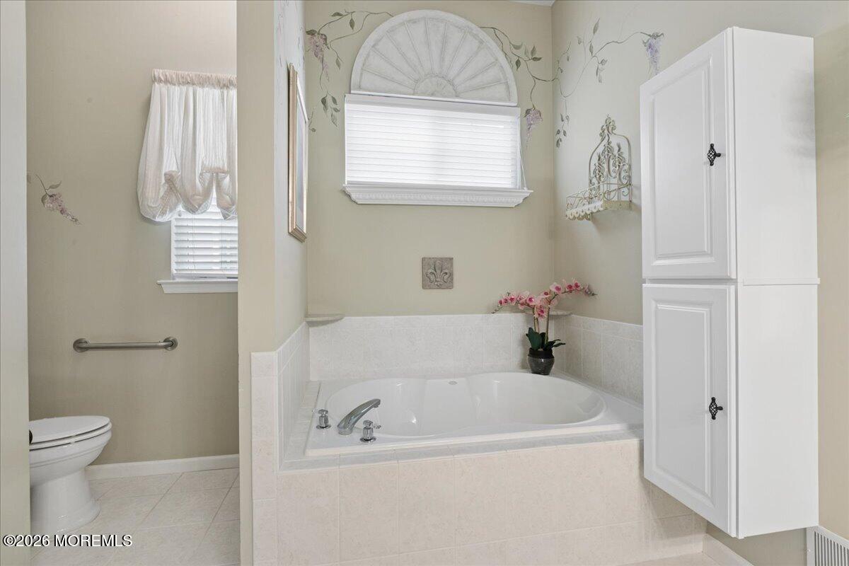 54 Silverside Road Lakewood, NJ 08701 - Photo 22 of 34 22-Image-22