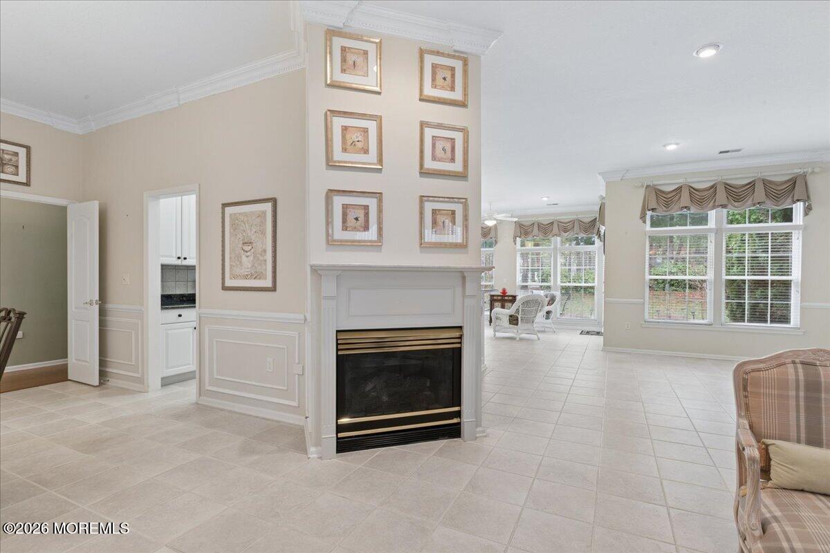 54 Silverside Road Lakewood, NJ 08701 - Photo 10 of 34 10-Image-10