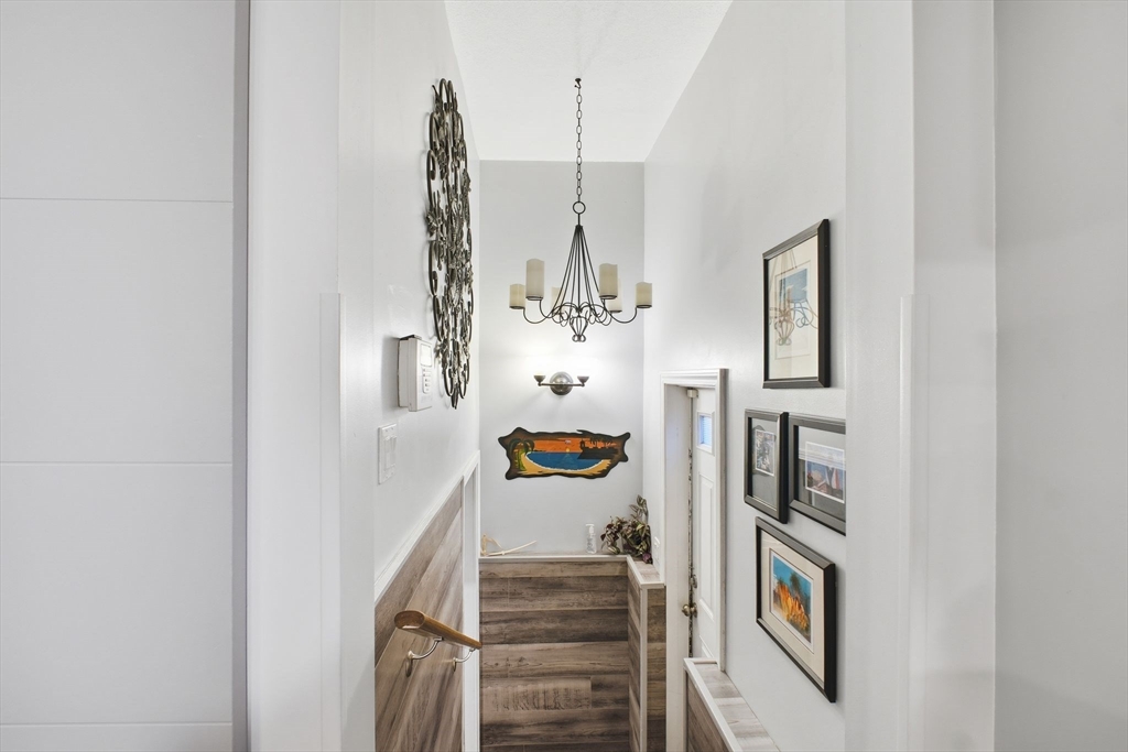 70 Norman Street Springfield, MA 01104 - Photo 17 of 25