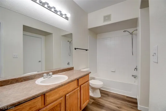 $1,550 | 7255 West Sunset Road, Unit 1030, Las Vegas, NV 89113