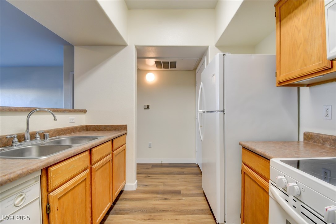 7255 West Sunset Road, Unit 1030 Las Vegas, NV 89113 - Photo 8 of 31