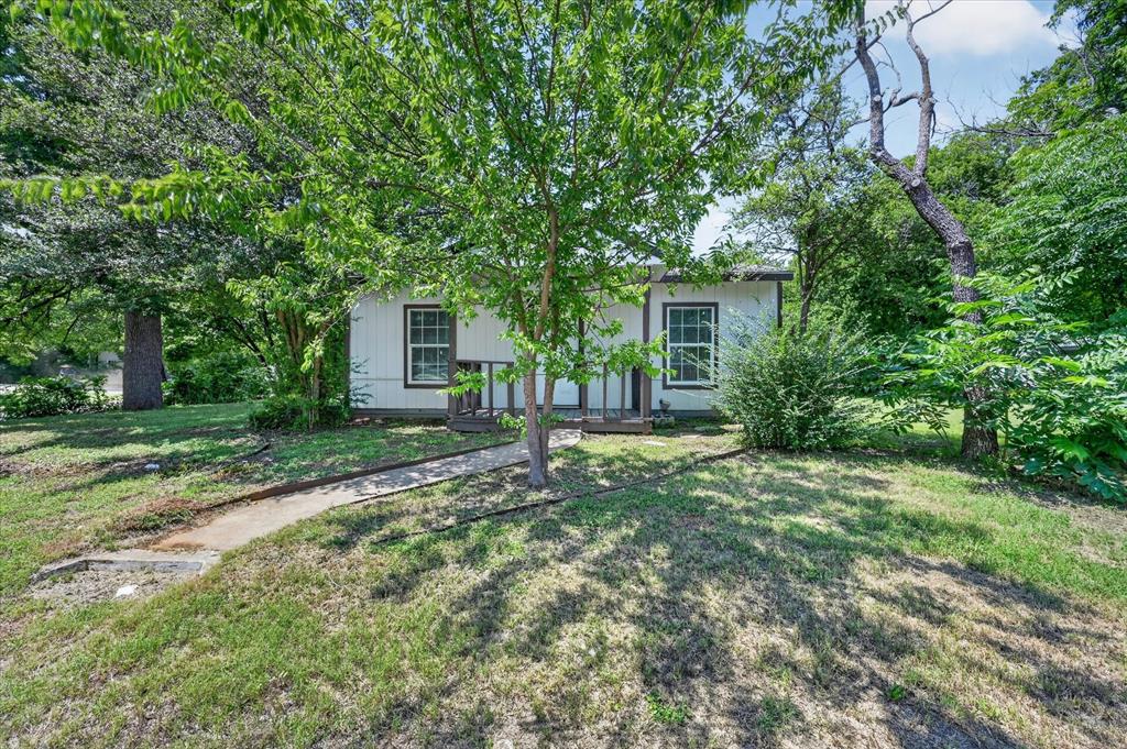601 Royal Street Cleburne, TX 76031 - Photo 24 of 27