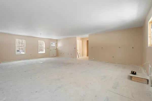 $579,000 | 370 Hare Road, Milton, NH 03851