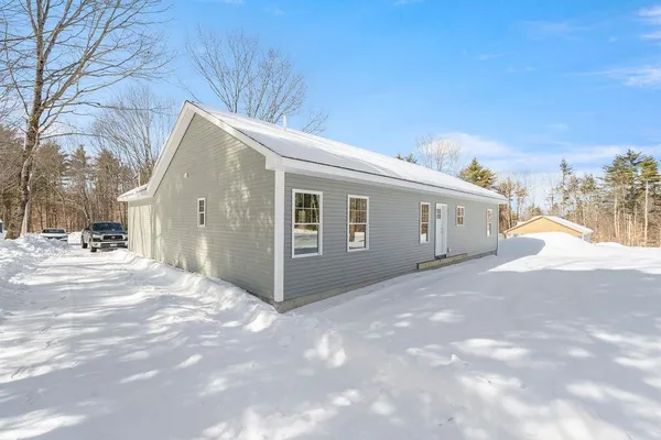 $579,000 | 370 Hare Road, Milton, NH 03851