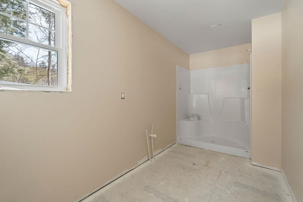 370 Hare Road Milton, NH 03851 - Photo 6 of 27 Gallery Image 6