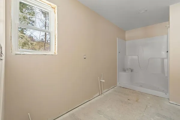 $579,000 | 370 Hare Road, Milton, NH 03851