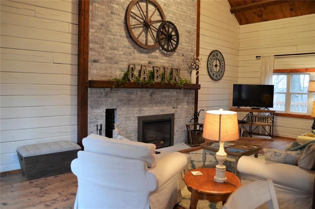 213 Pioneer Road Franklin, PA 16323 - Photo 7 of 24 Gallery Image 7