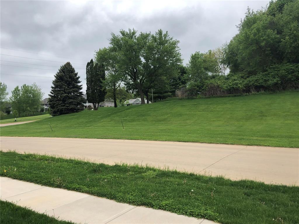 6515 Cottage Ridge Court Cedar Rapids, IA 52411 - Photo 3 of 4 Gallery Image 3