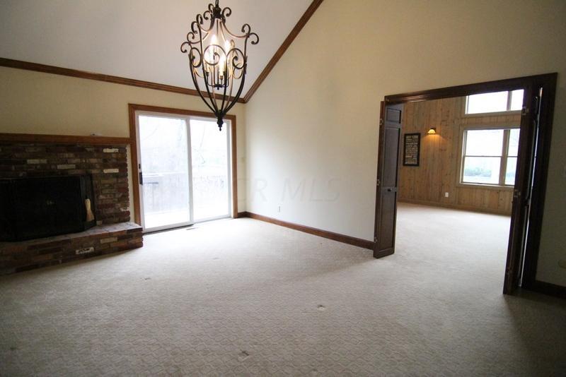 3010 Oakridge Road Columbus, OH 43221 - Photo 15 of 38