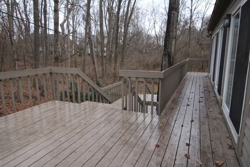 3010 Oakridge Road Columbus, OH 43221 - Photo 31 of 38