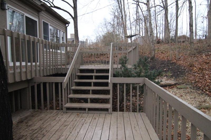 3010 Oakridge Road Columbus, OH 43221 - Photo 35 of 38
