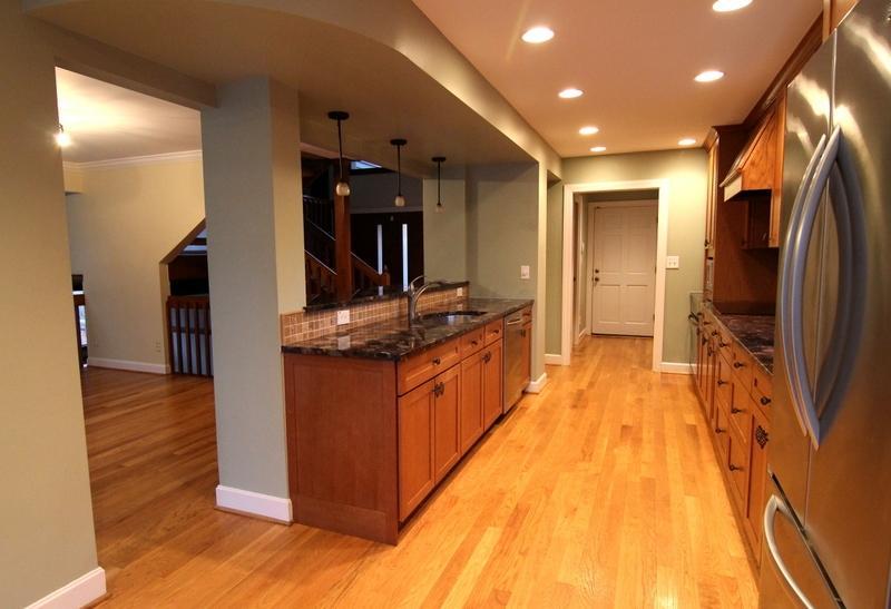 3010 Oakridge Road Columbus, OH 43221 - Photo 5 of 38