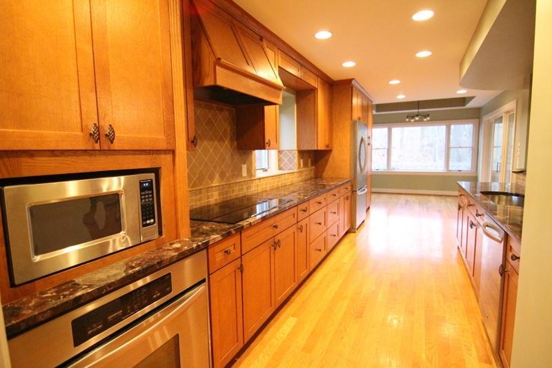 3010 Oakridge Road Columbus, OH 43221 - Photo 6 of 38