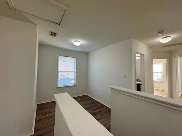 $1,750 | 15206 Walcott Drive, Austin, TX 78725