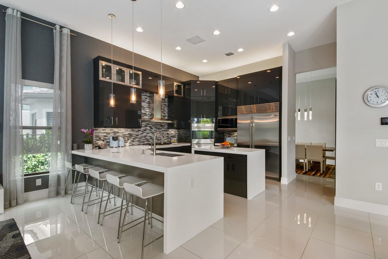 9742 Rennes Lane Delray Beach, FL 33446 - Photo 21 of 109 Snack Bar