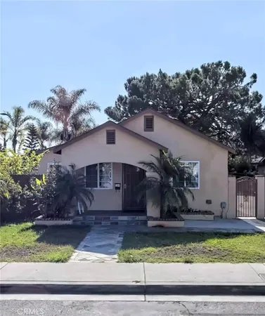 front view of house with a yard