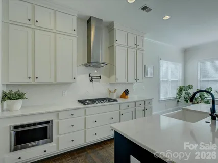 $690,000 | 4797 Killian Crossing Drive, Denver, NC 28037