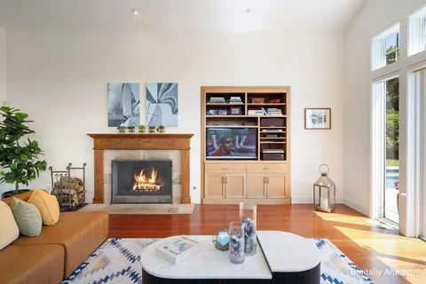 $4,795,000 | 2 Round Hill Terrace, Tiburon, CA 94920