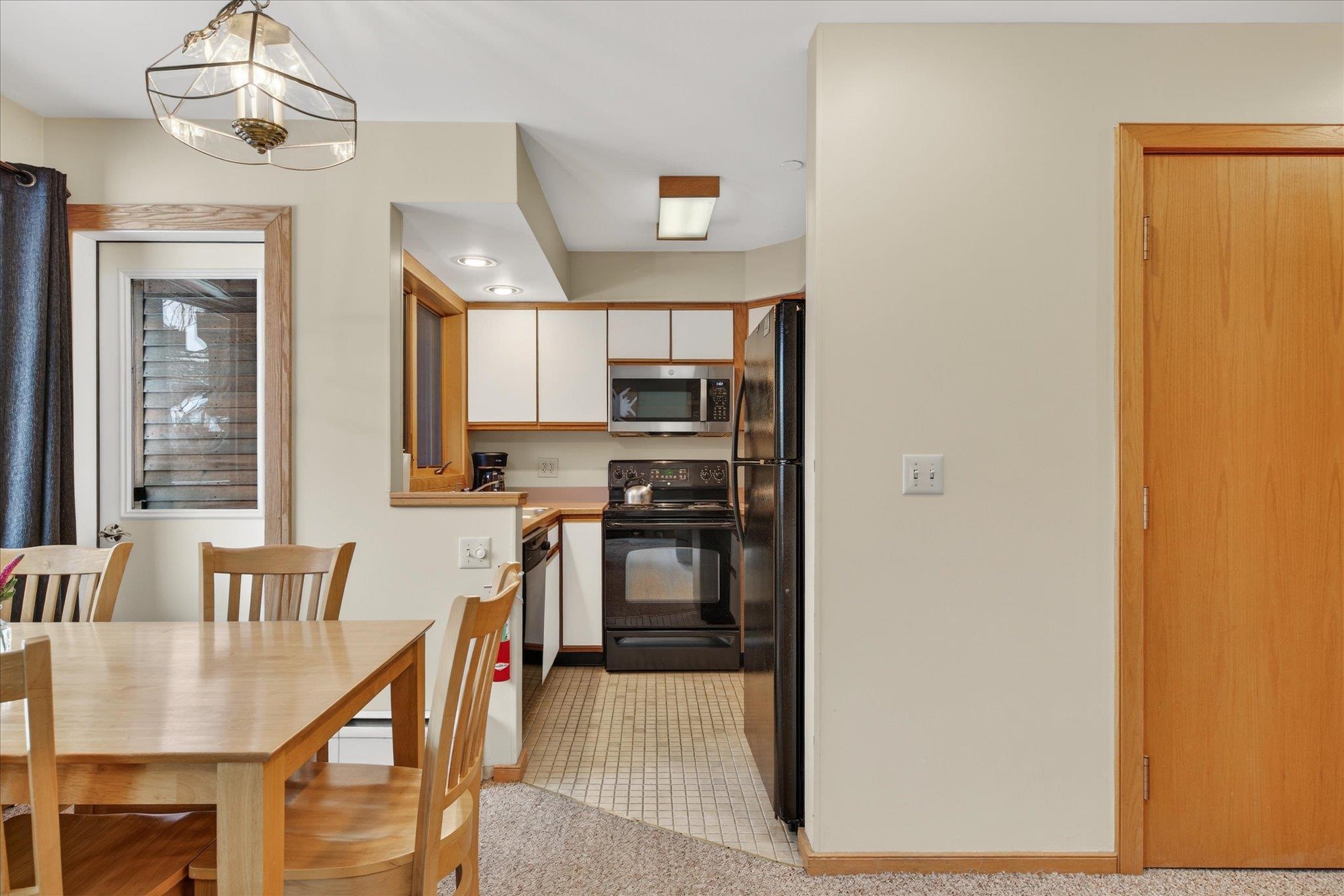 180 High Ridge Road, Unit J11 Killington, VT 05751 - Photo 10 of 47 Gallery Image 10