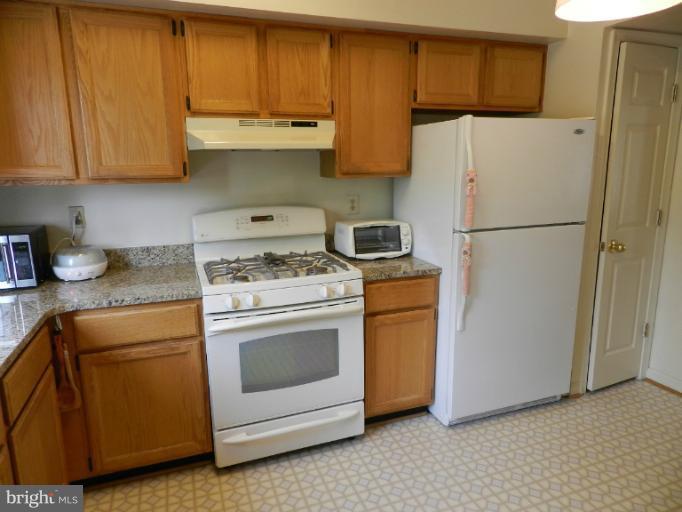 1882 Rutledge Court Severn, MD 21144 - Photo 22 of 30 Kitchen