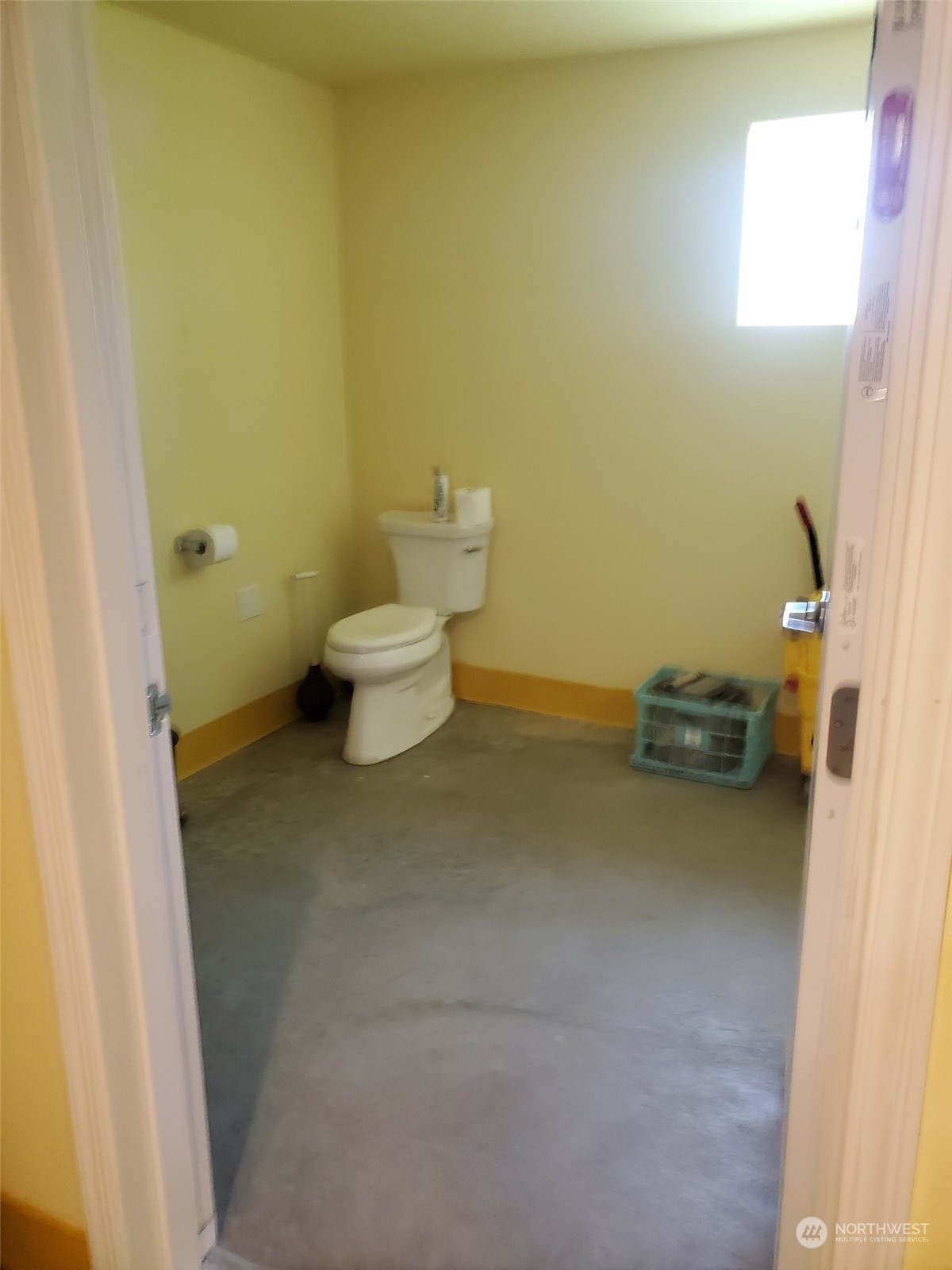 1377 Hining Road Winlock, WA 98596 - Photo 7 of 12