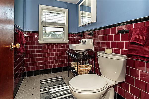 59 Ledge Hill Road Boston, MA 02132 - Photo 13 of 15