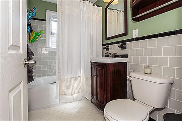 59 Ledge Hill Road Boston, MA 02132 - Photo 6 of 15