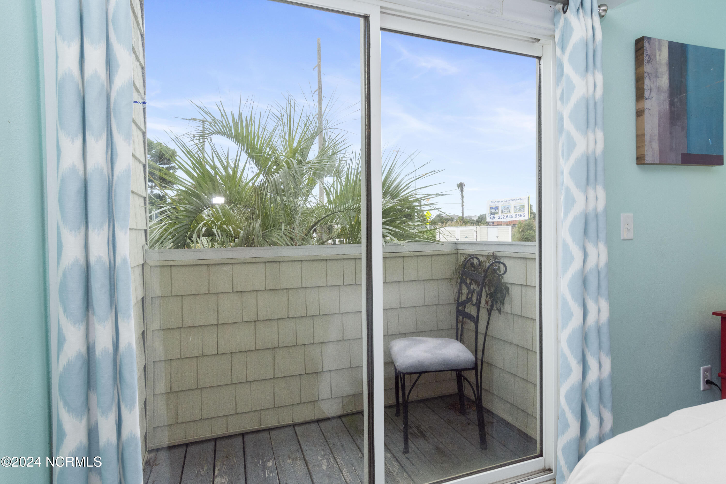 602 West Fort Macon Road, Unit 139 Atlantic Beach, NC 28512 - Photo 16 of 29 PalmSuites-139-10-29-24-012