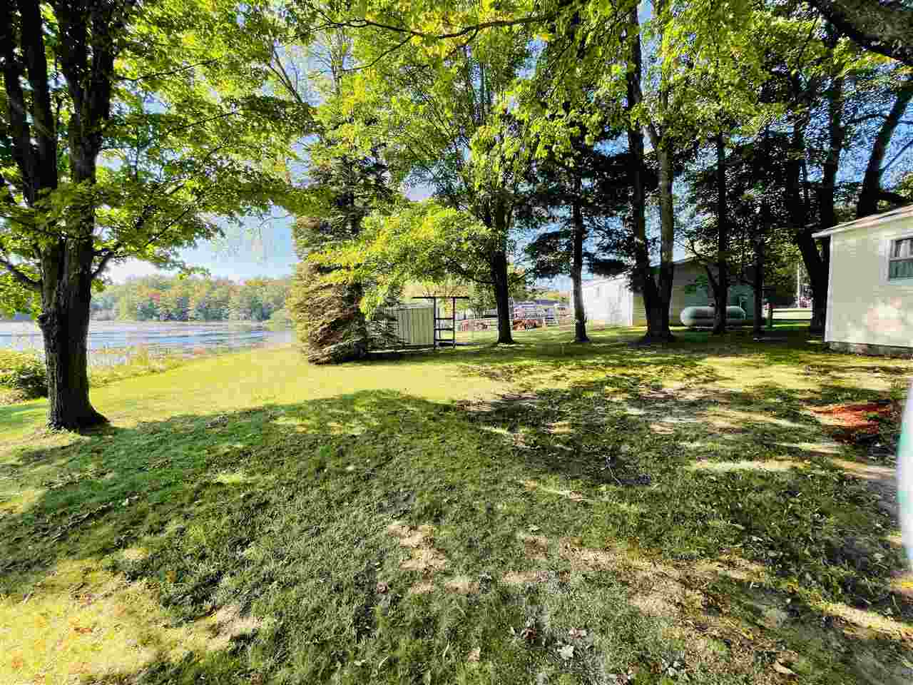 210 Autumn Road Cadillac, MI 49601 - Photo 15 of 54 1893064-14.JPG