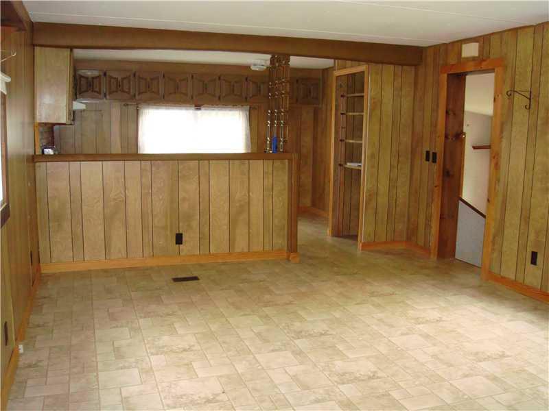 415 Metcalf Road Winthrop, ME 04364 - Photo 6 of 20 Living Room.