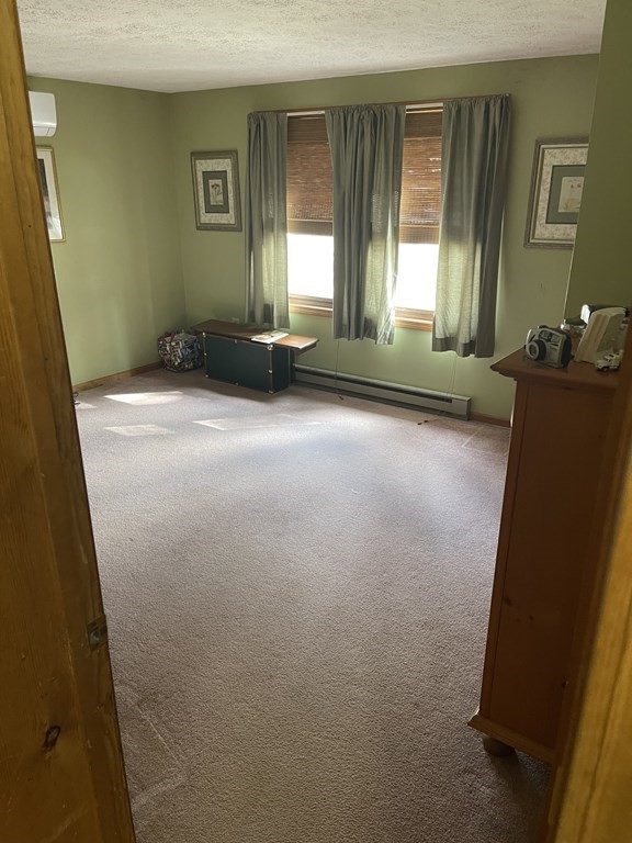 77 Glendale Road Northampton, MA 01062 - Photo 12 of 21 Gallery Image 12