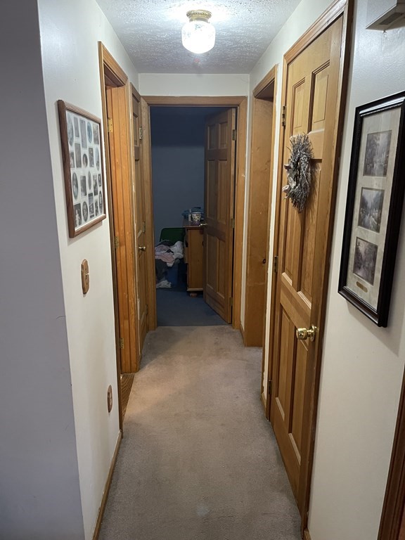 77 Glendale Road Northampton, MA 01062 - Photo 16 of 21 Gallery Image 16