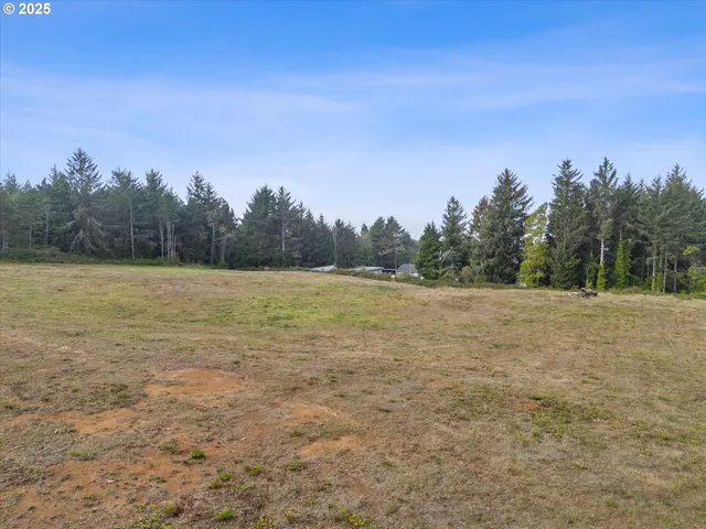 $898,700 | 1200 Blk Norwood Drive, Waldport, OR 97394