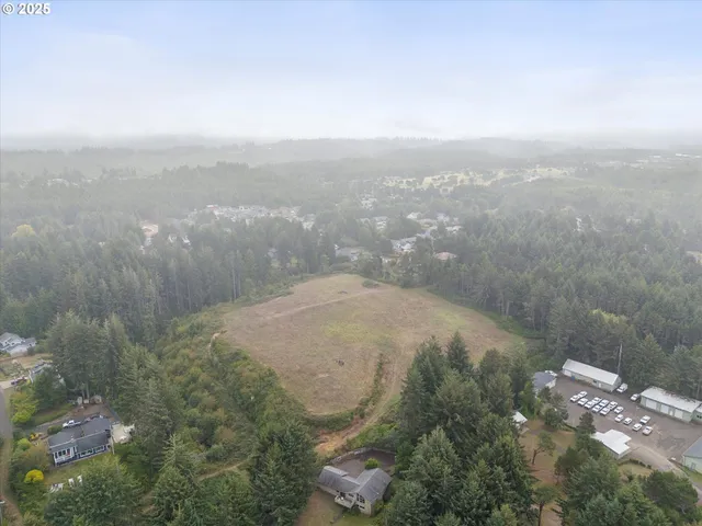$898,700 | 1200 Blk Norwood Drive, Waldport, OR 97394