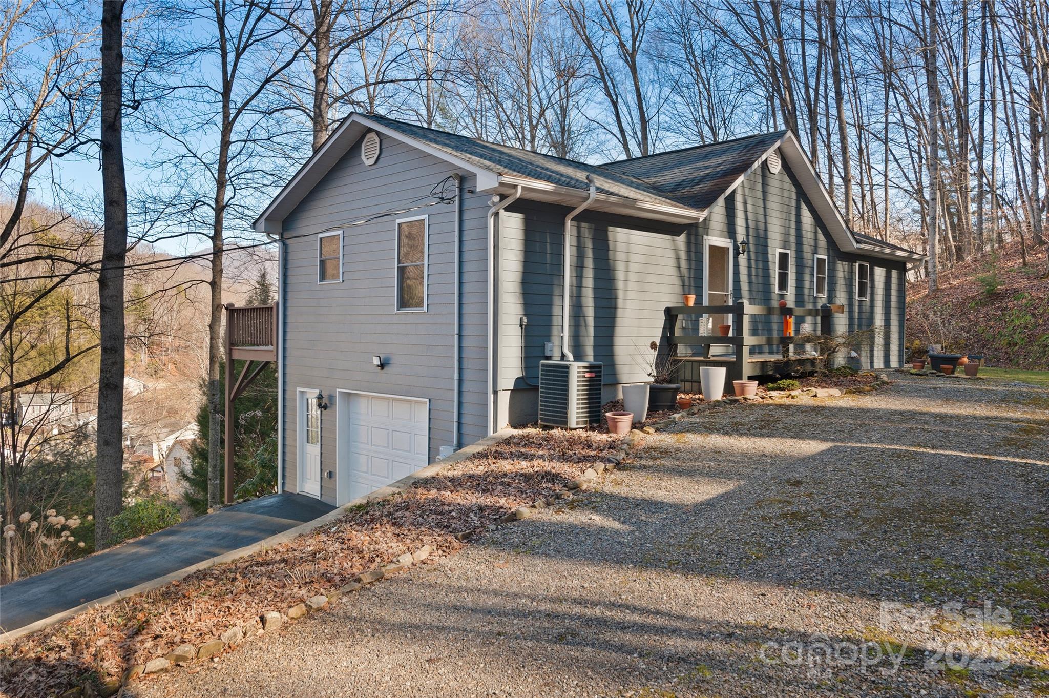 355 Fox Run Road Waynesville, NC 28785 - Photo 6 of 46 Gallery Image 6