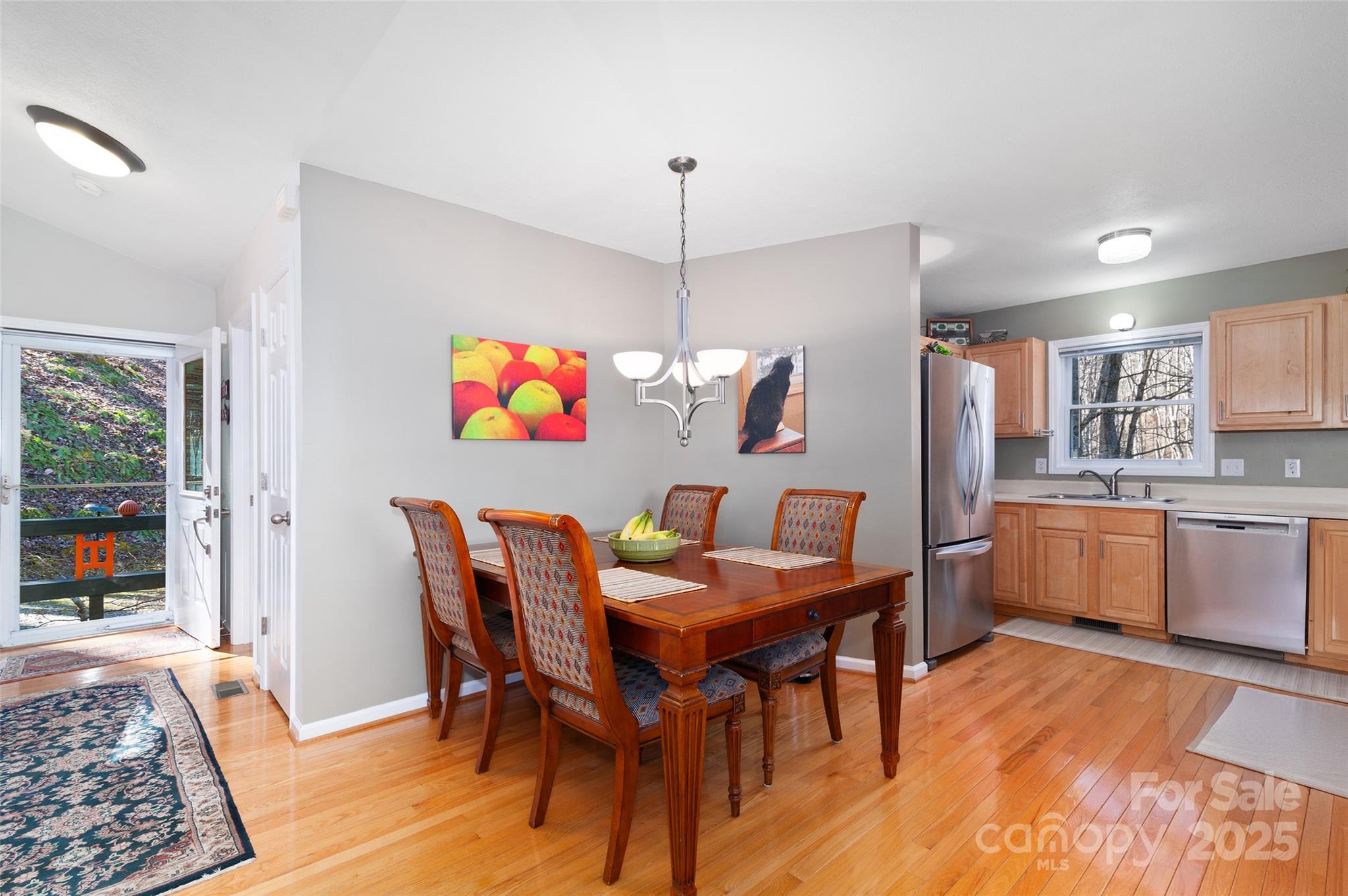 355 Fox Run Road Waynesville, NC 28785 - Photo 8 of 46 Gallery Image 8