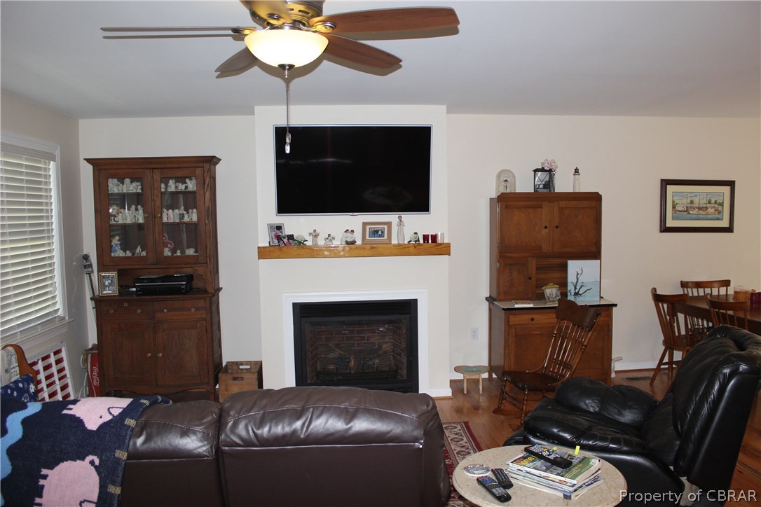 226 Bar Neck Road Port Haywood, VA 23138 - Photo 23 of 35
