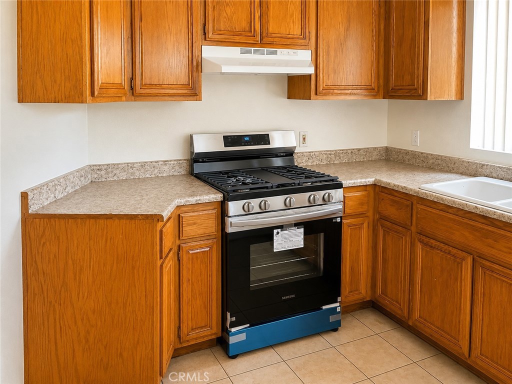 715 South Walnut Avenue, Unit 3 Brea, CA 92821 - Photo 3 of 20
