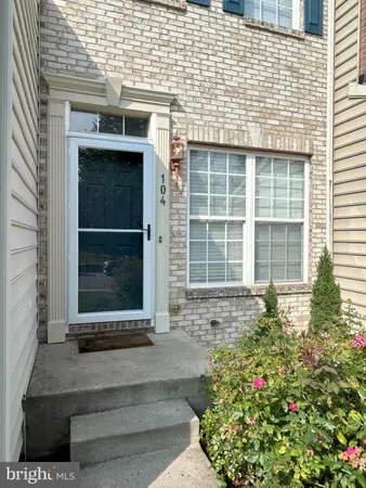 $2,900 | 104 Penns Manor Drive, Kennett Square, PA 19348
