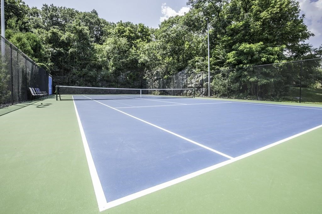 404 Paradise Road, Unit 1N Swampscott, MA 01907 - Photo 11 of 32