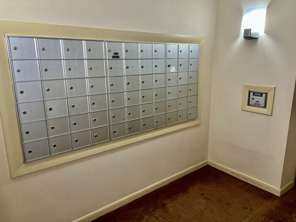 404 Paradise Road, Unit 1N Swampscott, MA 01907 - Photo 15 of 32