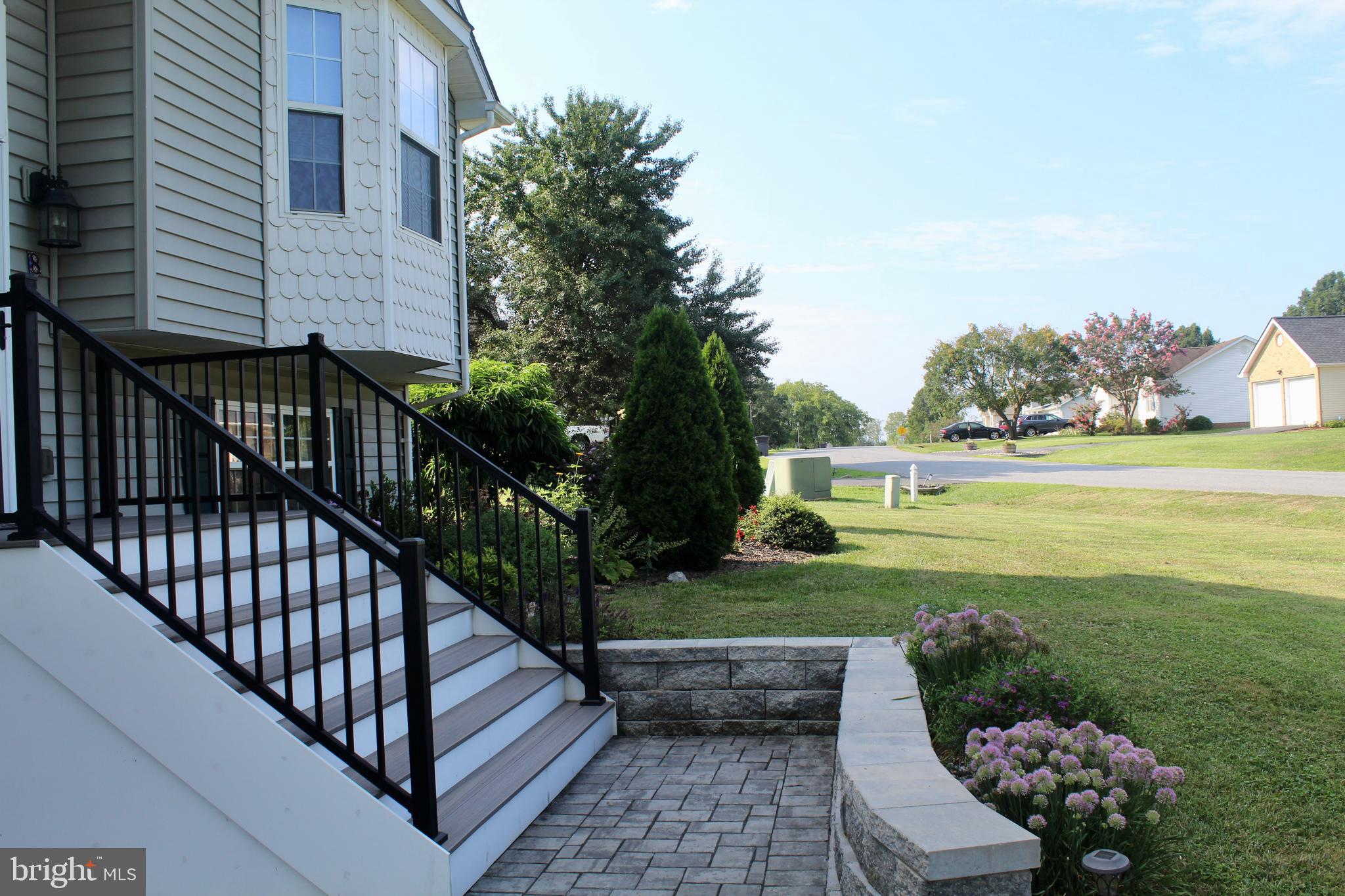 8 Cotton Tail Drive Ranson, WV 25438 - Photo 4 of 30 Gallery Image 4