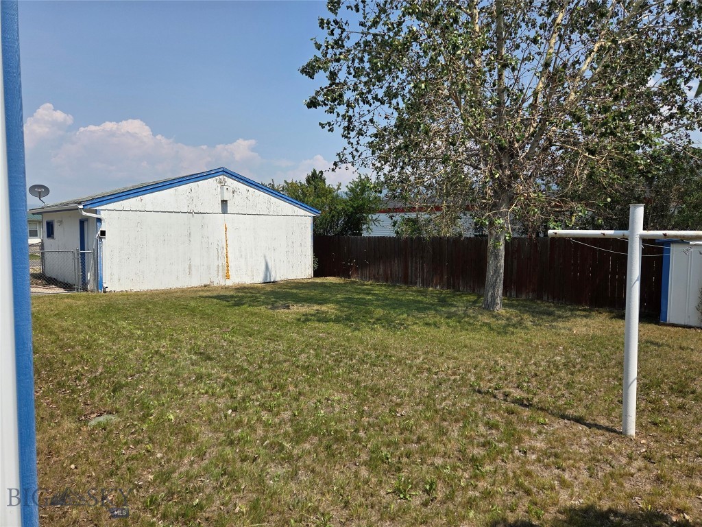 1426 Sunset Road Butte, MT 59701 - Photo 7 of 8 Gallery Image 7