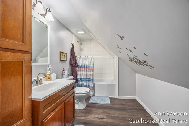 $270,000 | 400 West Grove Street, Greenville, MI 48838